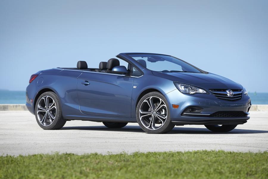  Buick Cascada Convertible 2016 года  (фото 18 из 40)
